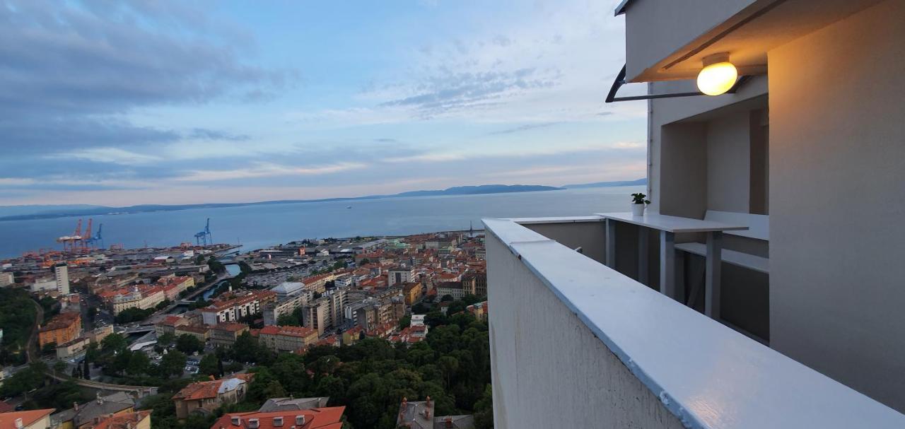 City Lights Penthouse Рийека Екстериор снимка